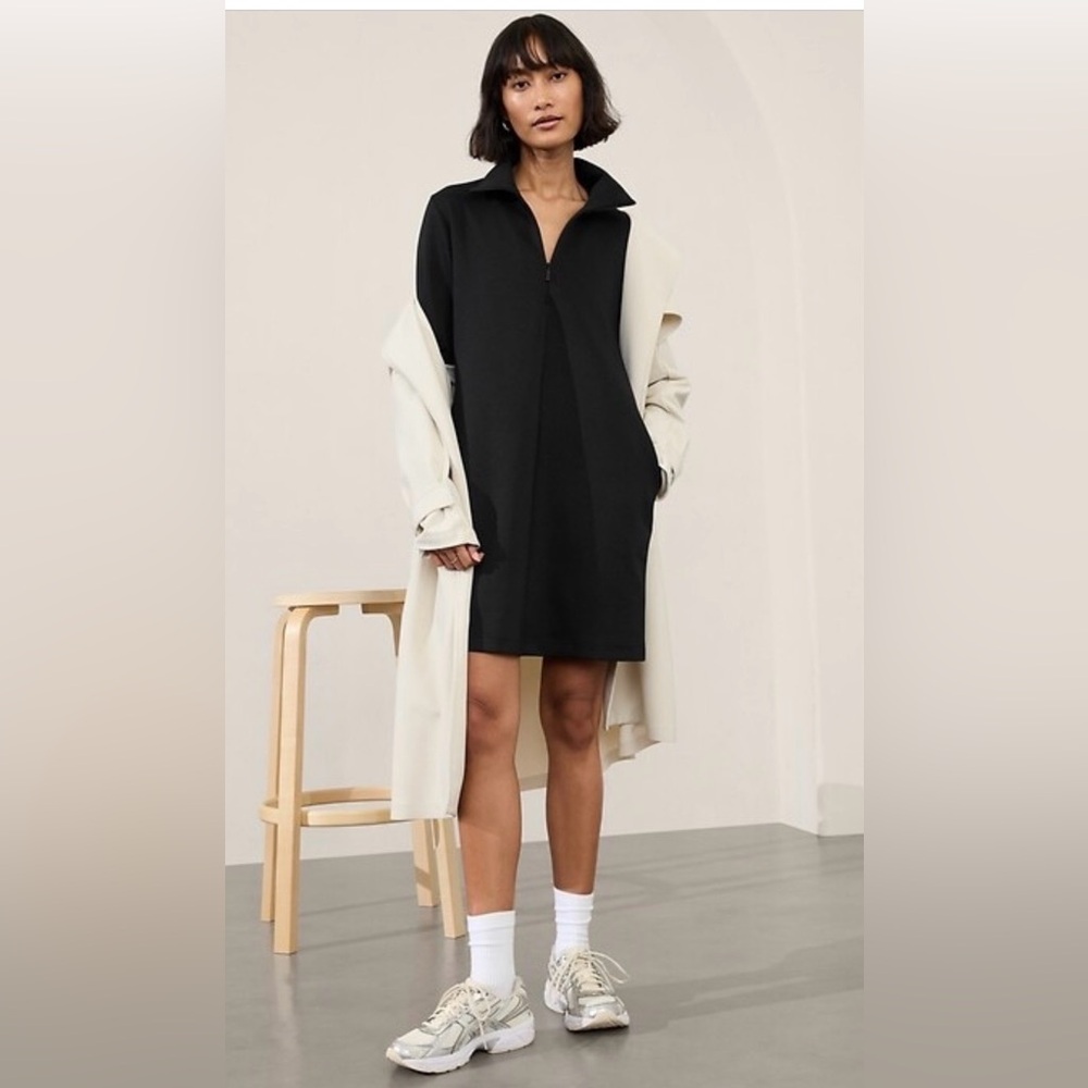 Athleta Allure Dress 1/4 Zip Long Sleeve Black Size Small EUC